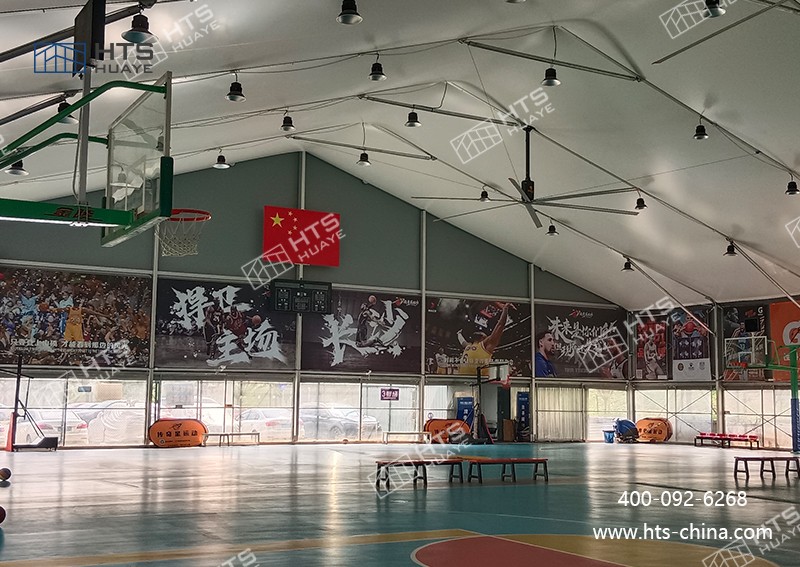 裝配式篷房籃球館實(shí)現(xiàn) “一館多用”，極大地提升了場地使用效率